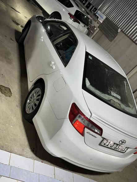 للبيع كامري موديل ٢٠١٣  سياره ماشي ١٠٨ سياره خليجي بس بونيت امبدل بلادي بدون صبغ سياره جديده سعره 158 رقم هاتف ***********
