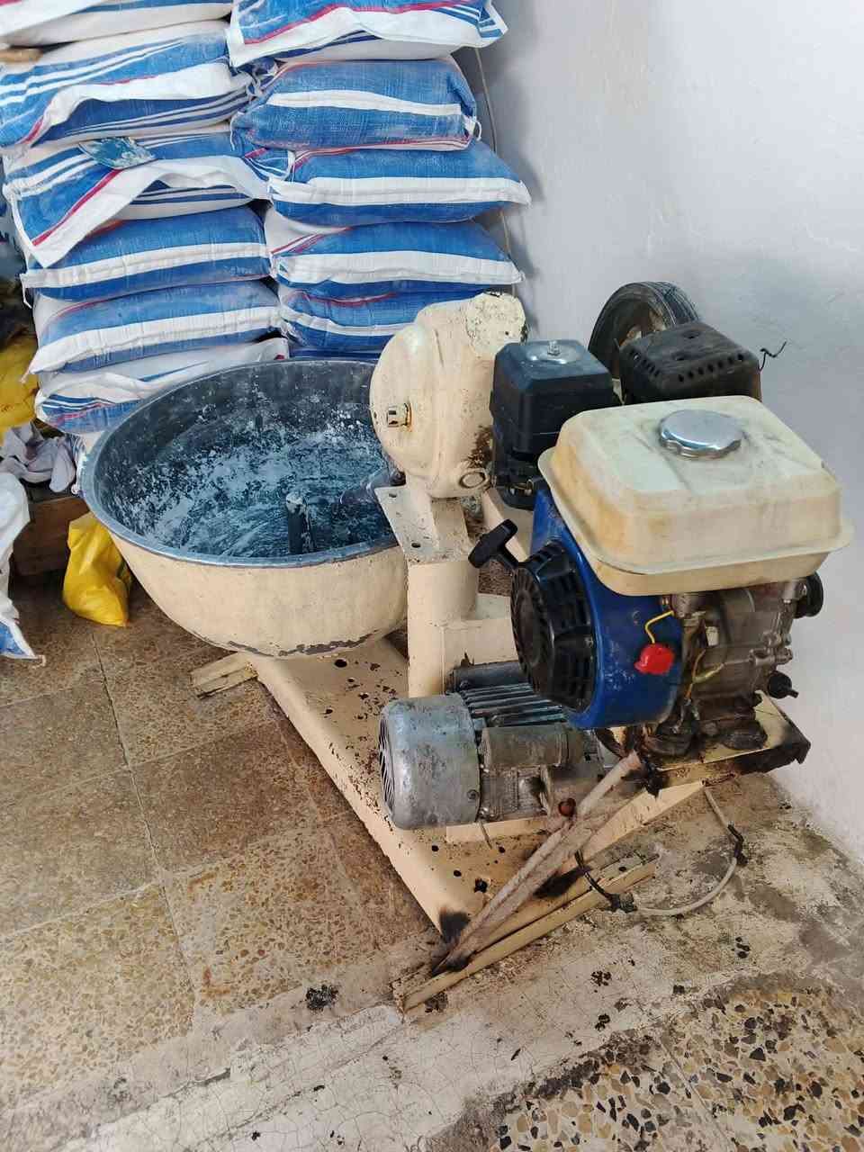 السلام عليكم عجانه للبيع حجم كيس شرط النظافه السعر 400 الرقم ***********
