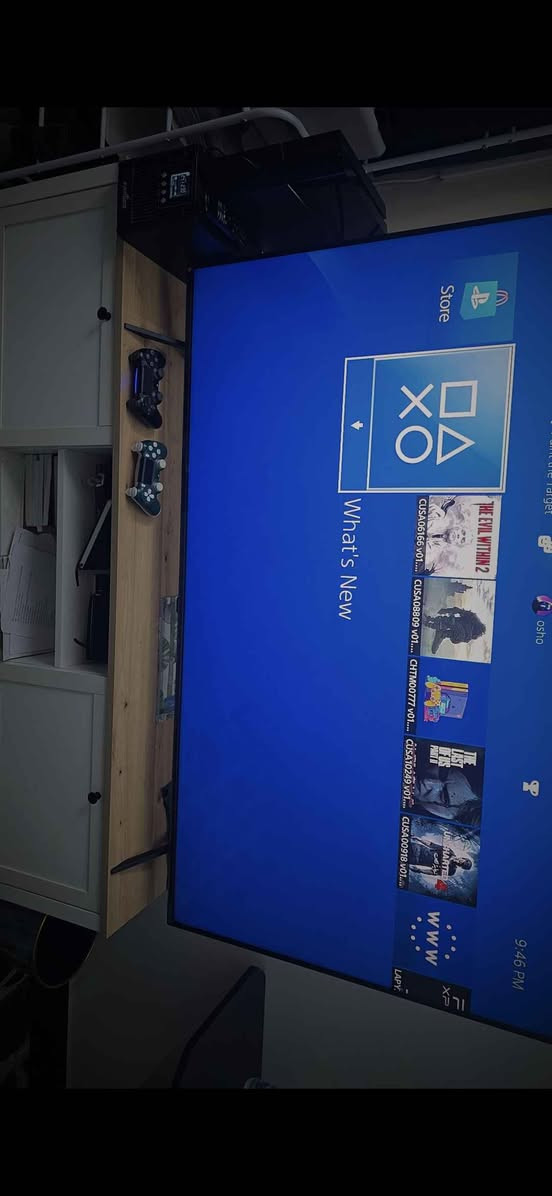 شاشة ال جي qned miniled 
سمارت 4k صوت dolby و ai خرافي
مود كيمنك 120 فريم للالعاب ٦٥ بوصة ريموت ماوس اطي بيهة ضمان شهر اي شخطة ترجع
اكو وياهة يو بي اس اونلاين ب٢٠٠ قفل للحماية
مكاني شارع فلسطين 
واتس *********** بغداد, العراق
