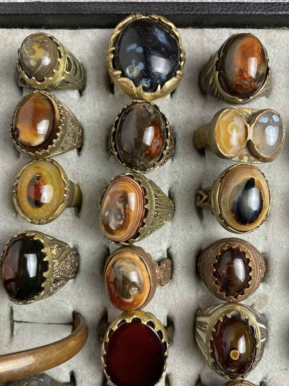 قطعه١٠


**إذا كنت صاحب هذا الإعلان وتريد حذفه لأي سبب، رجاءا أرسل رسالة إلى الدعم الفني**