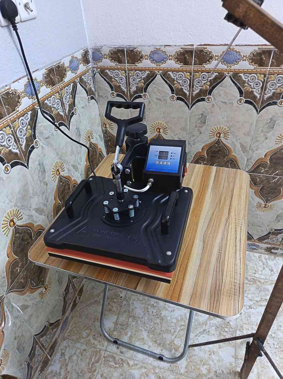 مكبس حراري 5×1 يطبع ملابس واكواب ومواعين وشفقات مستخدم يوم واحد السعر ٢٢٥


**إذا كنت صاحب هذا الإعلان وتريد حذفه لأي سبب، رجاءا أرسل رسالة إلى الدعم الفني**
