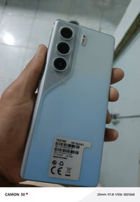 تكنو كامون 40 برو • ٢٥٦ • نضيف