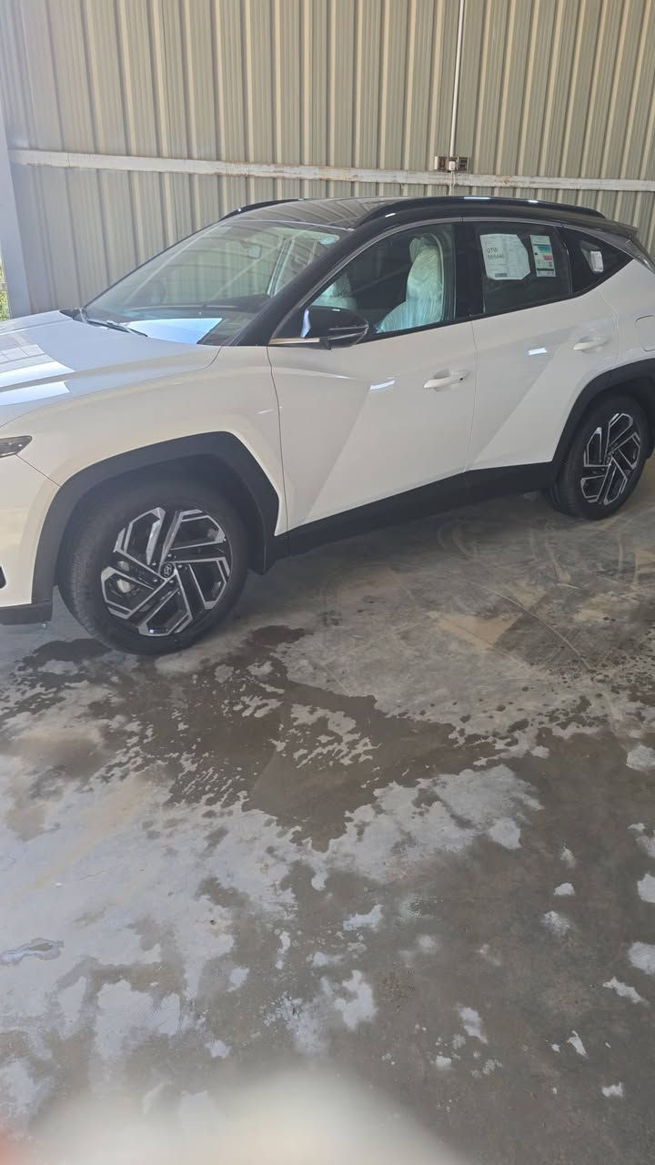 السلام عليكم توسان2025 توكلرماشيه3700 تعتبرزيرومواصفات تبريدكشنات باب الخلفي كهرباءحساس امامي خلفي ويل19 لأتصال***********
