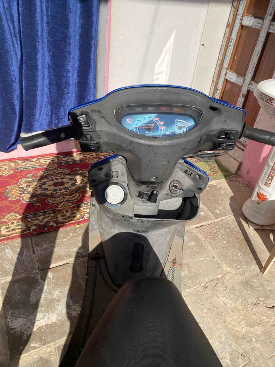 كامكو v2 دراجه كارتون  كلش جديده بلك ما مفتوح بيهة وكلهة شغاله من طول لطول ما عايزه برغي سعر اتصل وتدلل ***********
