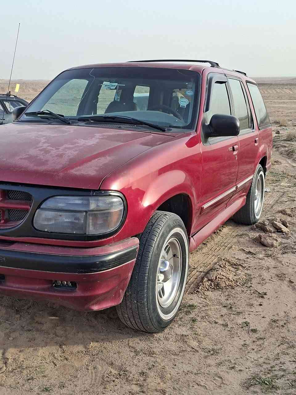 فورت اكسبلور موديل 1996
رقم اربيل جديد محرك 6 اصلي مالتها كير اوتو سياره جاهزه وماعايزه 
السعر 38 ورقه مكانها النجف 
***********
