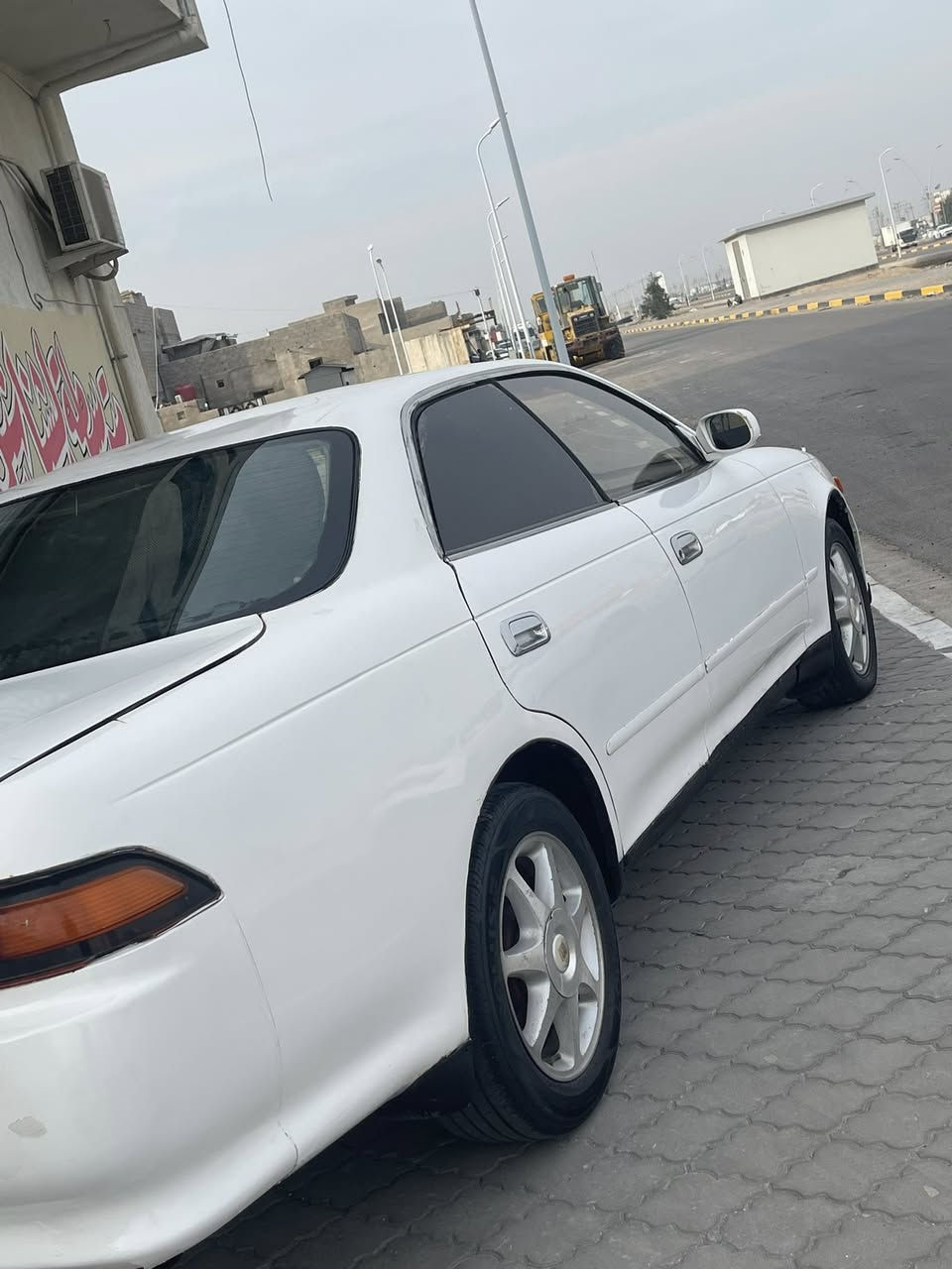 سلام عليكم مارك مكفوله من الكص والنغل جثه رقم بصره سنويه مجدده 27 مكينه وكير ونجي تخم تاير تبريد ثلج سعر 53 وبيها مجال قليل *********** العنوان البصره الزبير حي الصحفين
