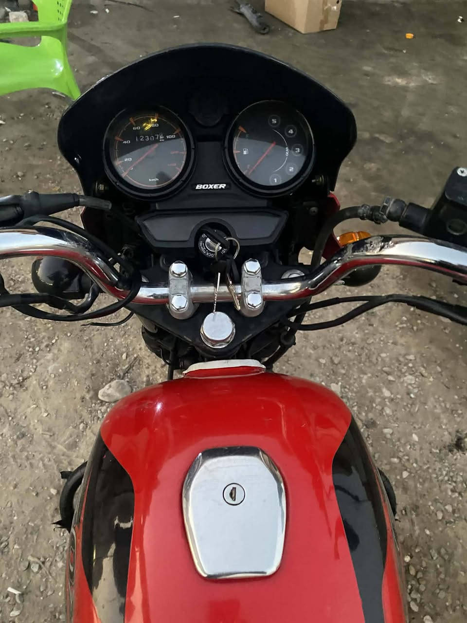 بوكسر 23 دراجه خير من الله اوراق موجوده كفر صفاحيه موجود بس نقص باتري تعبان باقي كله نضيف و جديد سعر 1500وبي مجال حك جيه ***********اتصال وتدلل مكان ديالى
