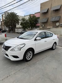 سني نيسان موديل 2023 رقم بغداد  سيارة جاهزه من كل شي  مكاني بغداد المن...