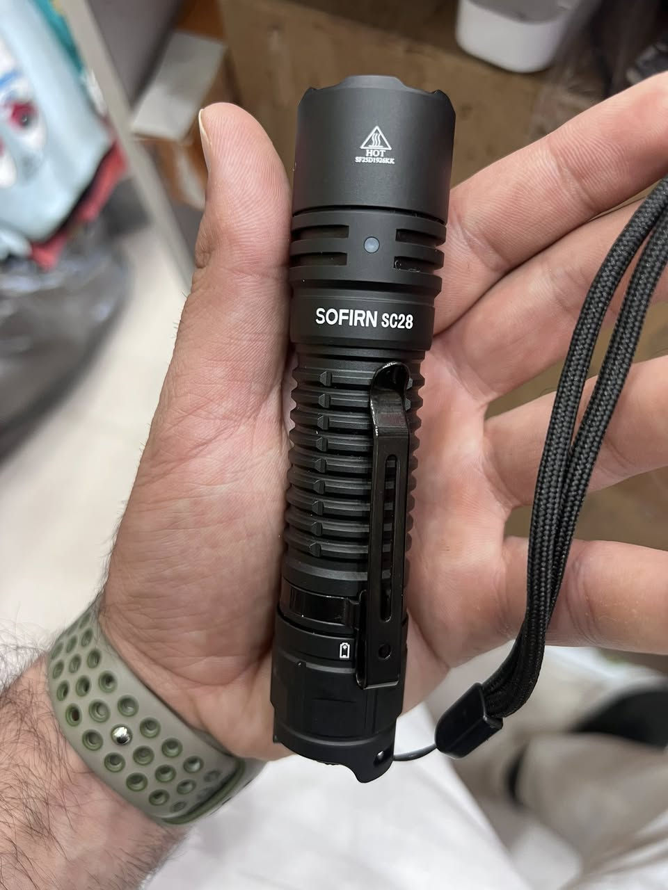 ياالله اخوان متوفر لايت ماركه sofrin اصلي جديد  اجيت بدون باكيت ب جيس هيه  و شاحنه شغال و جديد  شرط  اعلا سعر ابيع


**إذا كنت صاحب هذا الإعلان وتريد حذفه لأي سبب، رجاءا أرسل رسالة إلى الدعم الفني**