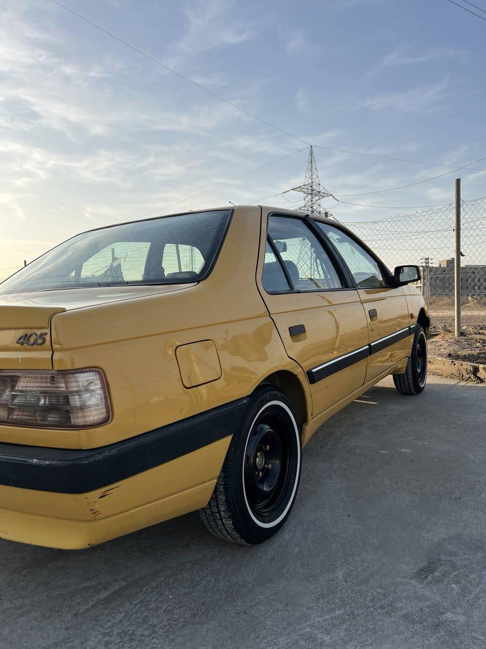 بيجو لميس موديل 15 ماشيه 172 بيه بنيد مطخوخ وبيه بارد بل باب لوره سعره 42 وبيه مجال بسمي تحويل مباشر ***********
