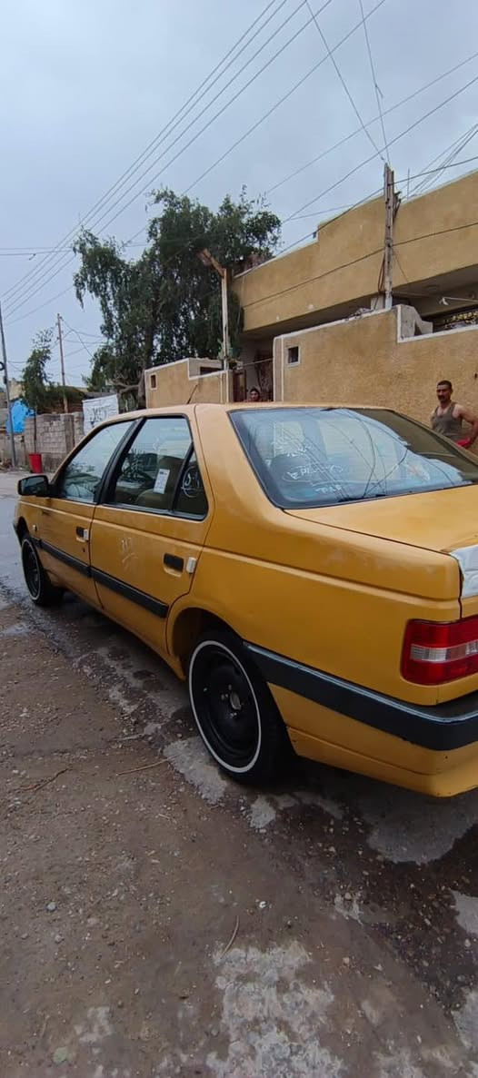 سلام عليكم بيجو لميس موديل 2013 سيارة  تبريد خير من الله تخم تايرات ومكينه جديد  سيارة جديدة  لا ضربه ولا صبغ. مكاني بغداد  السعر 31 الرقم ***********
