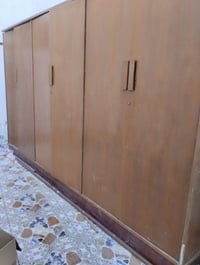 ورحمه الله وبركاته للبيع كنتور خمس ابواب السعره 150 سندويج بنل ثلاث قط...