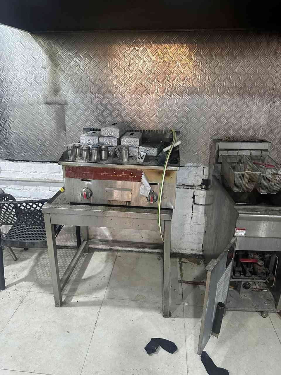 هذني استعمال اقل الشهر للتواصل 
***********
