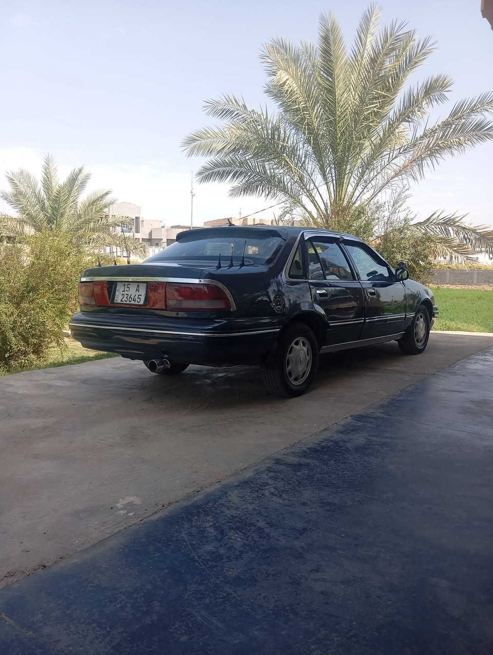 سلام عليكم سيارة برنس موديل 1995 للبيع السعر 35 وبيه مجال للشراي وترهم مراوس بوبل حسب النظافه الرقم *********** سيارة بسمي رقم انكليزي
