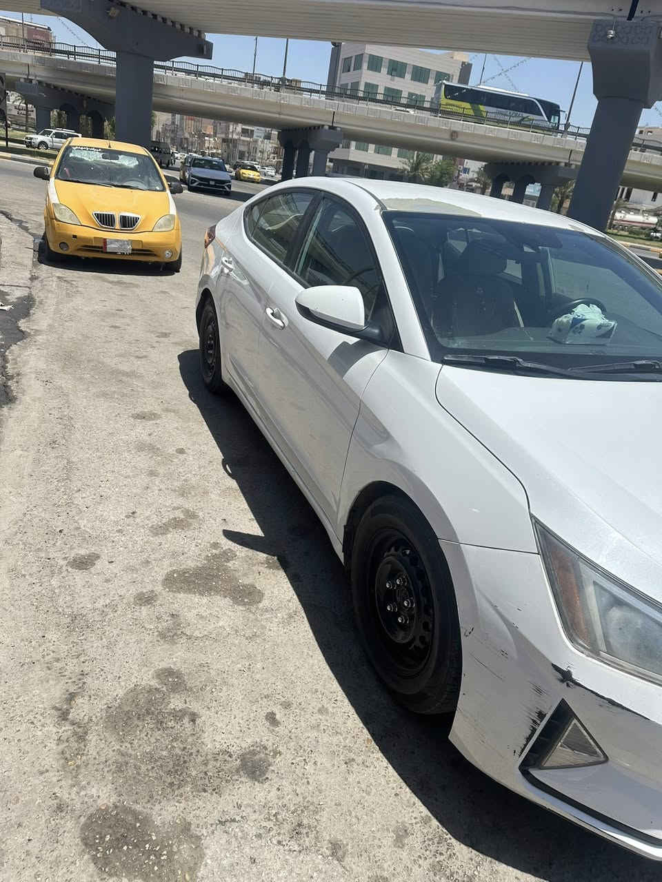 محرك ٢٠٠٠ ضربتها قبق جنطه مبدل
معوقين باقي سنه وتنفك السياره نضيفه كلش 
العنوان كربلاء 
للاستفسار الاتصال على الرقم ***********
السعر ١٣٠
