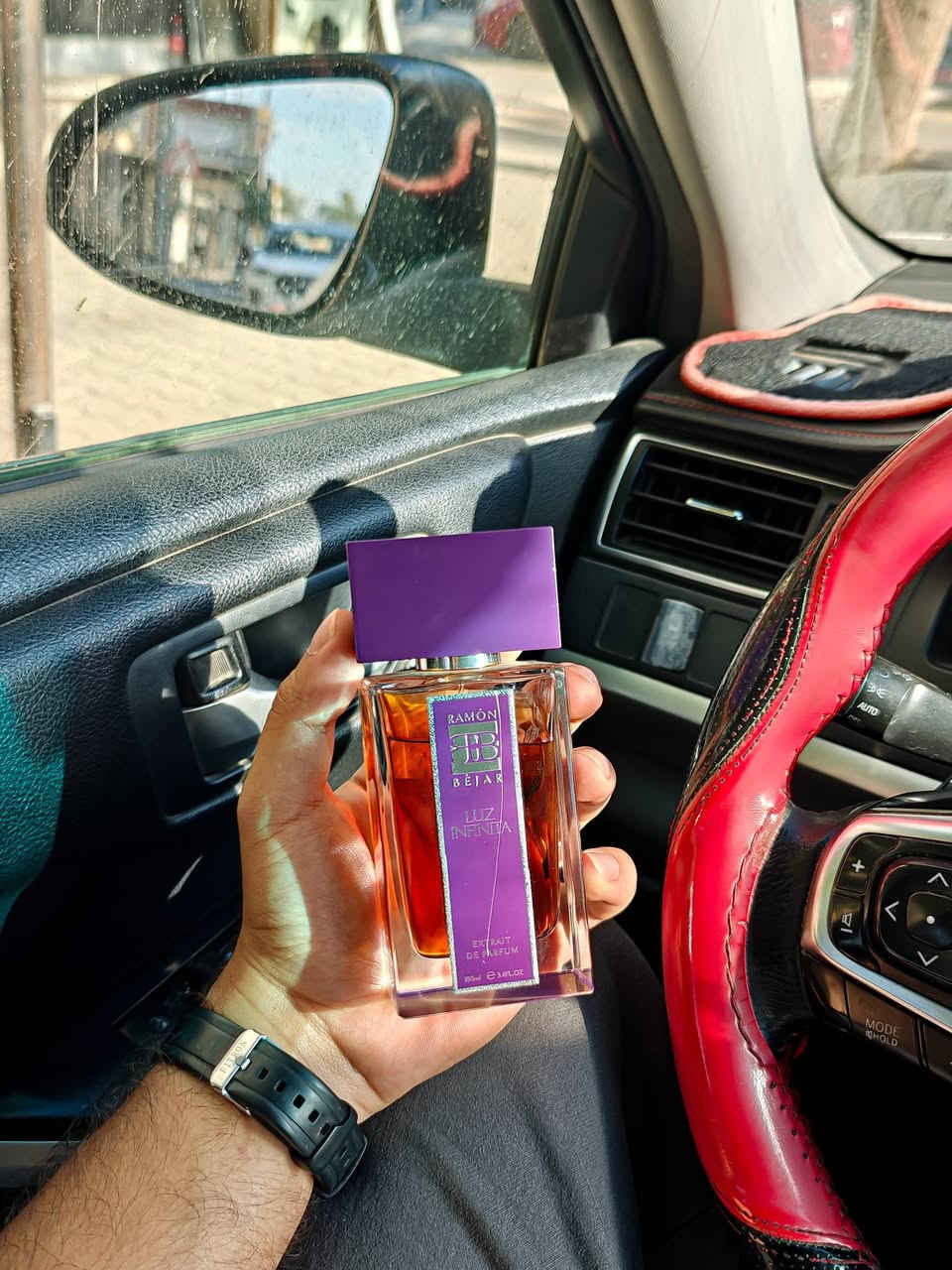 مجموعة عطور ومتبقيات للبيع  التفاصيل والاسعار داخل الصور


**إذا كنت صاحب هذا الإعلان وتريد حذفه لأي سبب، رجاءا أرسل رسالة إلى الدعم الفني**
