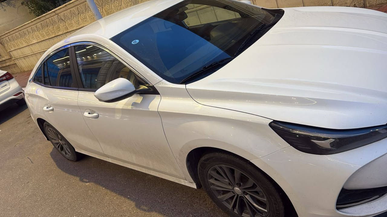 سيارة MG GT موديل 2025
سيارة كفالة عامة ماشية 40 الف 
اوتوماتيك شاشة كلشي بيها جديد 
سيارة نظيفة رقم كركوك 
سيارة من اربيل 

السعر 115 وبيها مجال للشراي الجاد 
البيع مستعجل وبالتوفيق للي يأخذها

مكاني البصرة

للتواصل اتصال او وات ساب

***********
