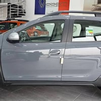 / رينو داستر فول موصفات رقم بغداد الدولي حره تحويل مباشر/ 2025 /زيرو /...