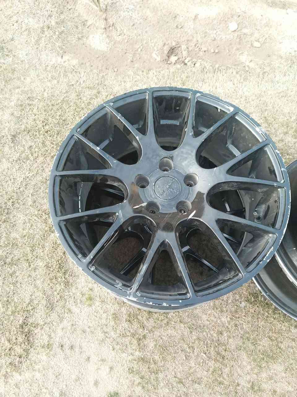 تخم ويل حجم 20 مكان بغداد *********** السعر 400 بيهن مجل
