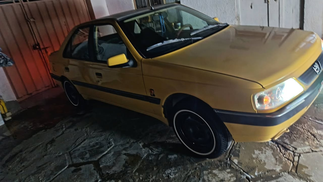 سلام عليكم هاي السياره للبيع بيجو 405 سياره مكفوله من دعاميه للدعاميه مديل 2016 حداديه كامله كهربائيه كامله  واتصال ***********
