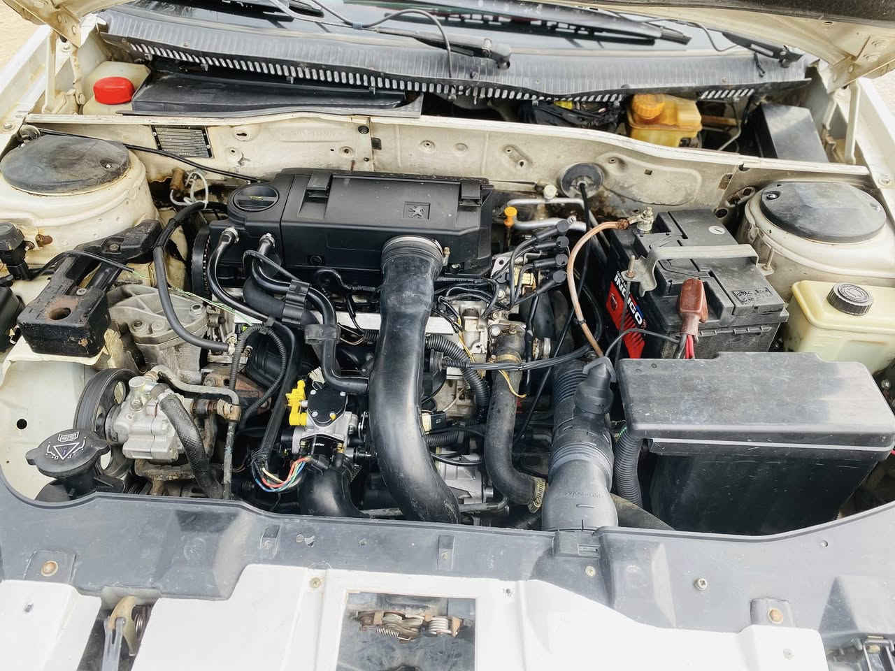 سمد 11
سياره كفاله بيه بارد باب لخلفيه مل سدر 
ولباقي كفاله حداديه وتخم تاير قبل ٢٠يوم شادله 
مكينه كير جاهزه تبريد رقم بابل  جاهزه 
مكاني طوريج    سعر ب٤٠ وبيه مجال ***********
