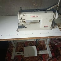 مكينه خياطه للبيع ياباني جاهزه الله شاهد كلشي مابيه اي عطل مابيه محتاج...
