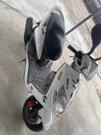 سكنس فحل درجه تخبل ساعه ومعدل درجه نضيفه لا مفرحه ولا بيه نقص شي لمكان...