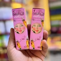 زيت سيروم الماسه 🤩 مسمن وجه ومبيض ومورد يعطي اشراقة ونظارة مكوناته عشب...