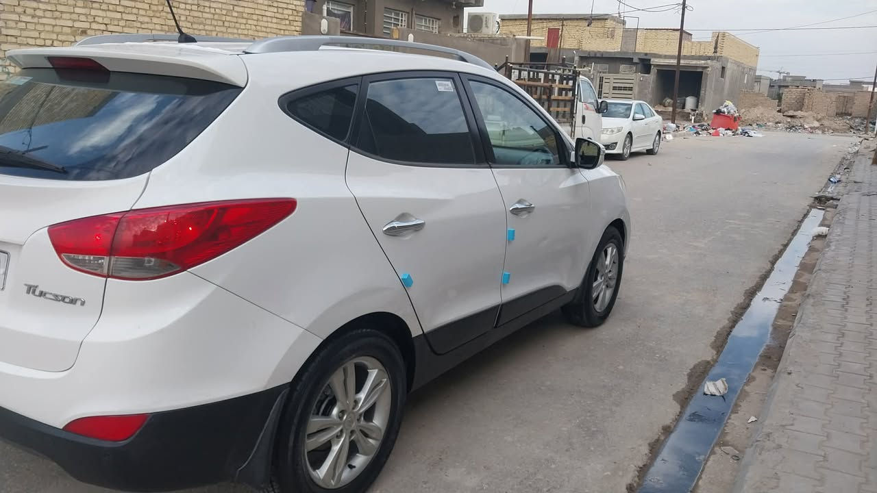 السلام عليكم
السلام عليكم

توسان لبيع

الموديل 2013

مكفوله كفاله 

 رقم ذي قار تحويل ثاني يوم 

جاهزه مكينه وكير وحداديه وتخم تاير وتبريد شرط

الاتصال ***********
