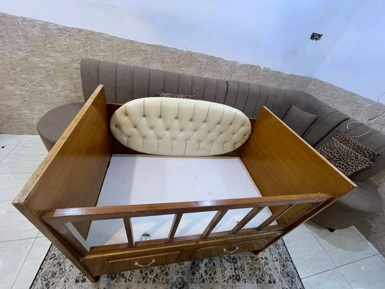 جربايه طفل قياسهه 120 طول وعرض 70 صاج شغل درجه اولى رايدهه ب120 الف استخدام كلش قليل وبيهه مجال مكانهه حي الرساله الاولى مقابل مدينه العاب السيديه ***********
