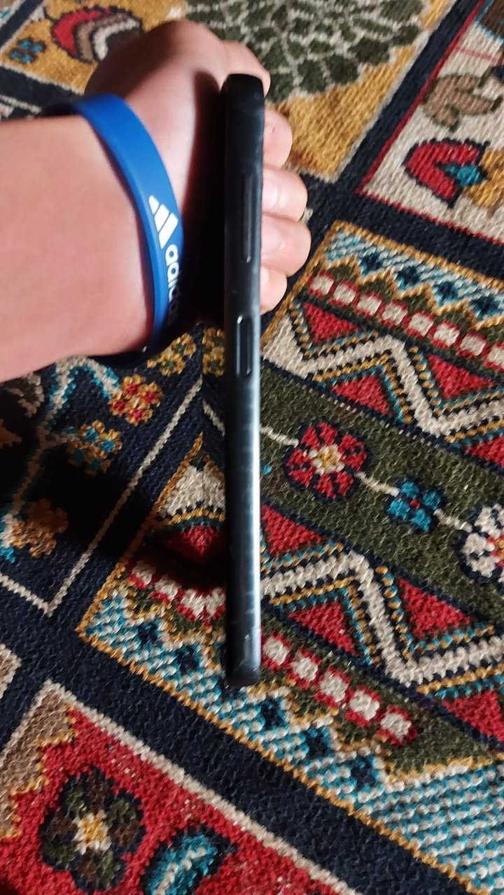 سلام عليكم جهاز للبيع سامسونك A14 جهاز حلو  يشغل 60 فريم بوبجي ذاكره 128 يرهم امراوس شعندك نزل متواجد واتساب أو خاص ***********
