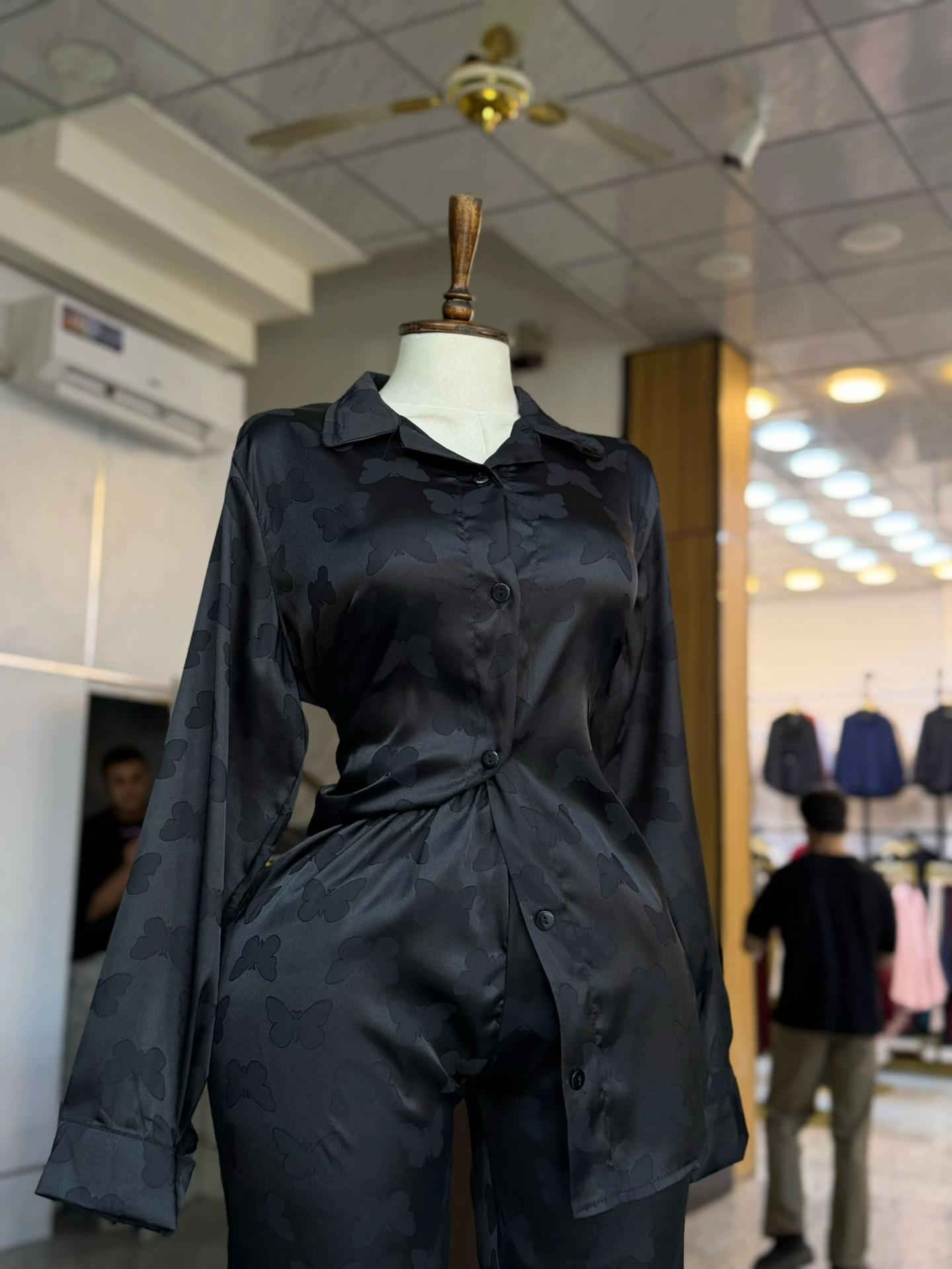 سعر 25✅ #ازياء_مارشملو  سوت مشغل قطعتين دبي صيفي طول القميص 75 cm يغطي الورك بالكامل  كما موضح بالفيديو  ترند الموسم كوالتي جداً عالي😍   قياس:38-40-42-44-46-48 -50 كوالتي عالي الجودة للضمان الفحص بحضور المندوب  يتوفر _ نظام استبدال+ استرجاع الحجز و الاستفسار ع الارقام التاليه : 📞*********** 📞‏ *********** *********** 📞*********** *********** ***********📞  توصيل جميع محافظات العراق 🇮🇶 #اكسبلور#ملابس
