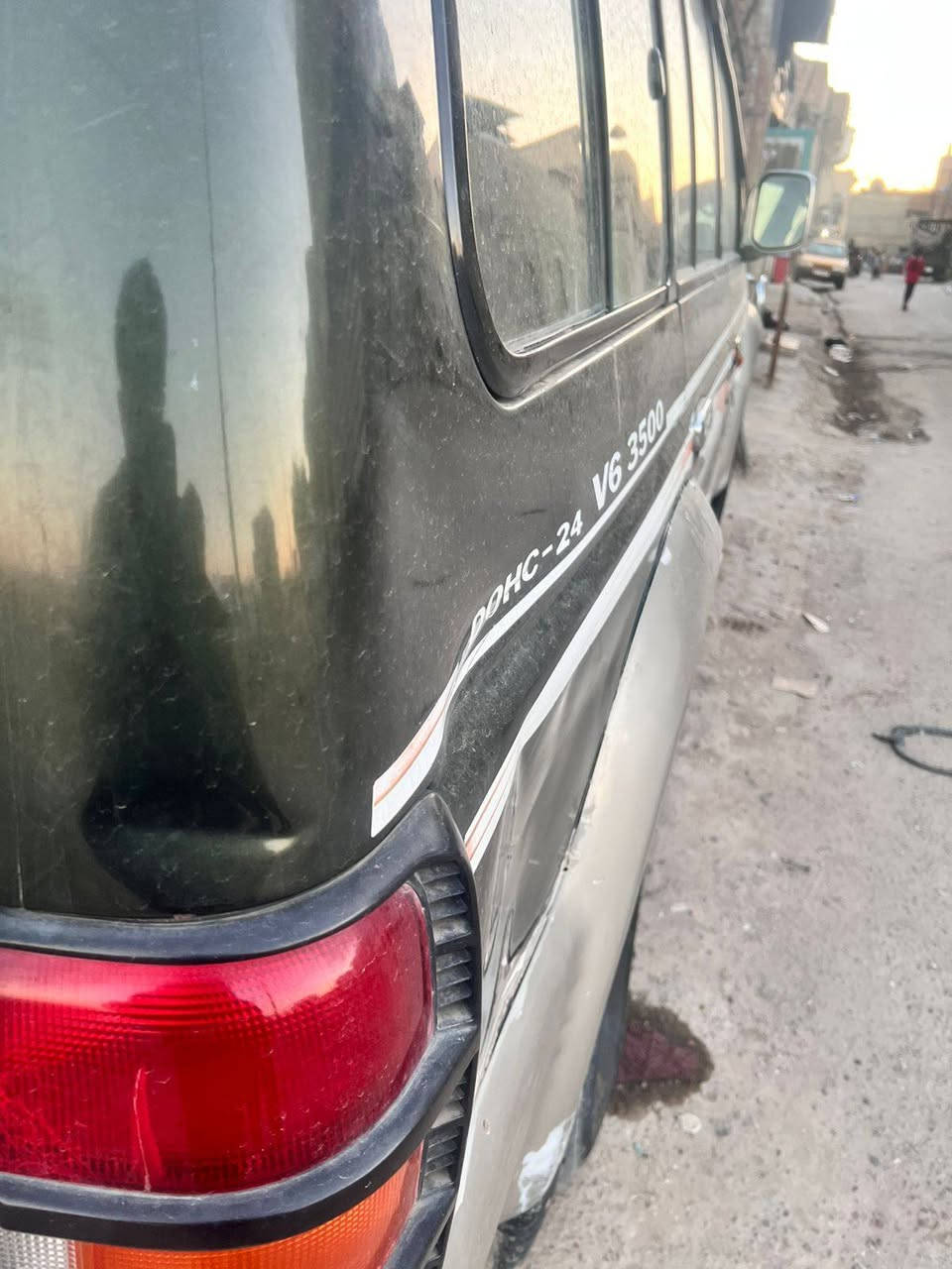 السلام عليكم باجيرو للبيع موديل ٩٧ ابلاديه كير مكينه بلاد جدد صدر جديد تخم تاير جديد سياره جاهزه من كولشي رقم انبار دولي ب اسمي السعر ٥٠ وبي مجال رقم الهاتف***********
