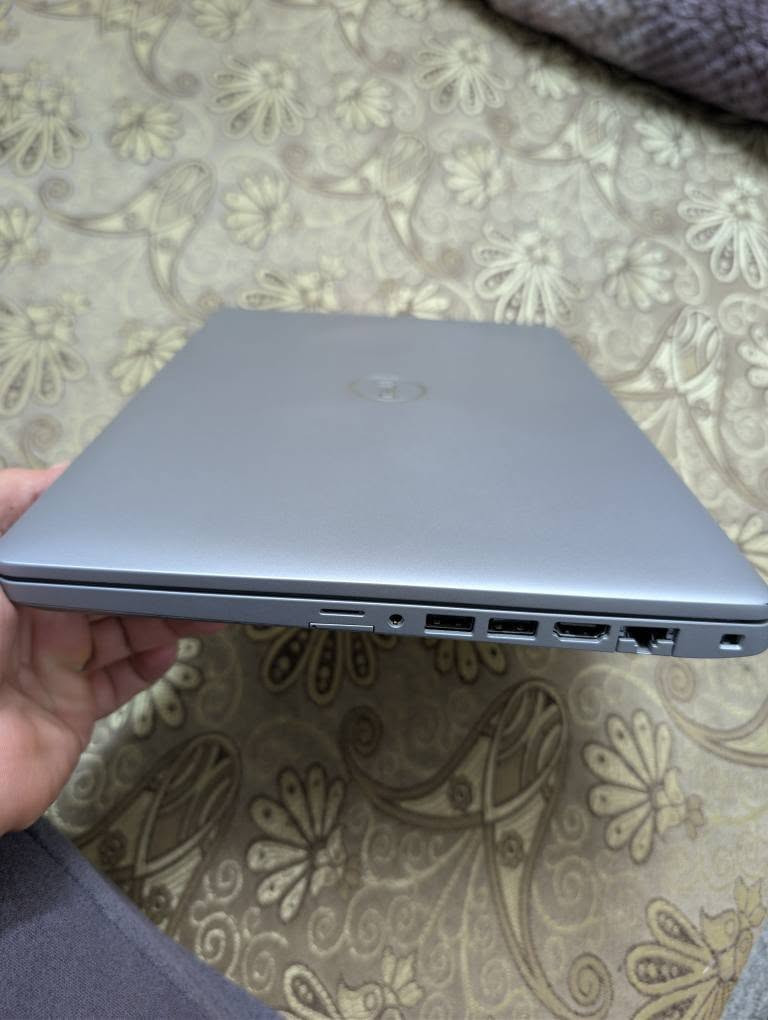 ✓ لابتوب من الجيل العاشر  Dell 5410 
✓ المعالج10210U Core i5 جيل العاشر 
✓ ذاكرة الوصول العشوائي (الرام) 8GB قابل للتطوير
✓ التخزين( الهارد) SSD 256GB قابل للتطوير
✓ مقاس شاشة(حجم الشاشة )  14 دقة الشاشة  FHD
✓ منفذ HDMI & TYPE C 
✓ كيبورد  عربي انكليزي
#مع_شاحن+ماوس+حقيبة باله Dell اوربي اصلي ✅
#لابتوب_شبه_جديد(نظيف جدا جدا)✅✨
#بطارية_تعبانة⛔
العنوان كوفة/نجف 
#السعر 215 الف بي مجال كلش بسيط

***********
***********
