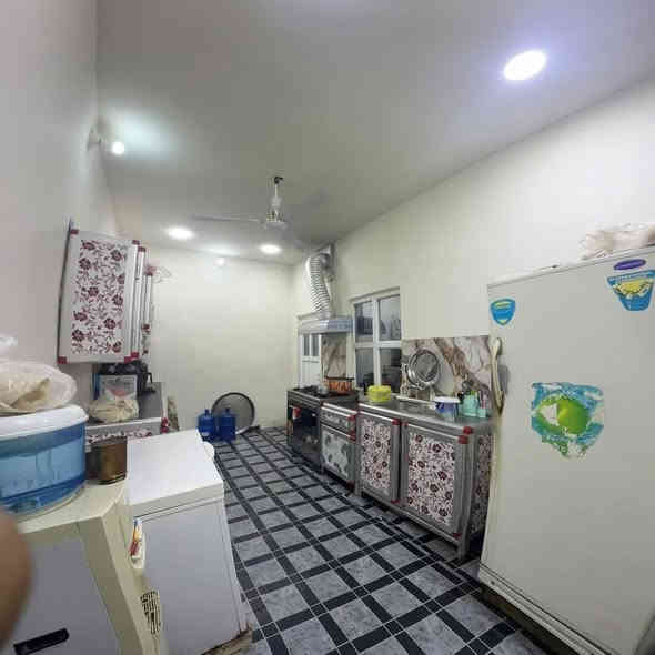 مكتب اكرم الحاتمي للعقار ***********
==================================

دار للبيع المساحة 246 متر طابو صرف

حي ميسان قطاع 15 على ساحة مشتل 

بداية الحي  قرب المدارس  والخدمات 

==================================

يحتوي ع/  غرفتين وصالة ومطبخ   وأستقبال 

داخلية وخارجية ومكشوفات وطارمة وحديقة

منطقة هادئة ومميزه

البيت نضيف شيلمان 

السعر 260 مليون  

للاستفسار الاتصال بالرقم *********** وآت سآب 

او مراجعة المكتب اكرم للعقار

عنوان المكتب: النجف الكوفة حي ميسان 

     شارع الكيات  مقابل اسواق حليم
