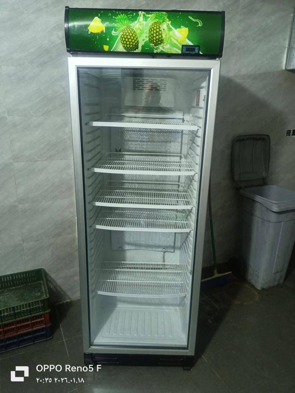 السلام عليكم ورحمة الله
اغراض مطعم 
استخدام قليل 
ونظافة القطع واضحة 
 شلعة كاملة او تجزئة 
للاستفسار / ***********
العنوان  / بغداد الكرادة
