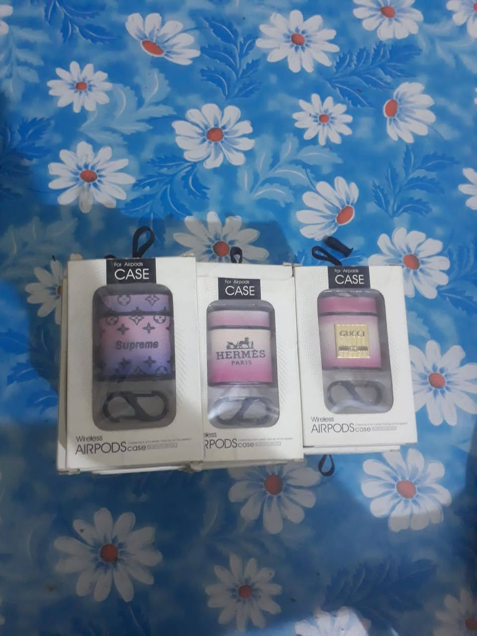 السلام عليكم حافضات موبايل قاعدات موبايل حافضات ايربود ماسكات جكاير تقريبا كلهن بيهن 150 قطعه إلى 200 قطعه كلهن ب65 تصفية محل مكاني ناصرية مركز مستعجل على بيعتهن


**إذا كنت صاحب هذا الإعلان وتريد حذفه لأي سبب، رجاءا أرسل رسالة إلى الدعم الفني**