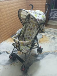 عربانة طفل • قوية