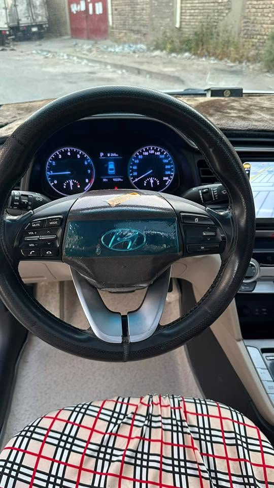 هونداي النترا 2020 خليجي 148 وبيه مجال
فول مواصفات 1/1 محرك 2000 دوش كير at 
ماشية 92 الف km
كير ومحرك مكفول  
بيه بس جاملغ امامي شبر بارد 
دعامية صبغ جمالية اثر شخوط باقي كفاله 
رقم بغداد الانكليزي تحويل ثاني يوم 
فتحه 
بصمه
بصمه ابواب وصندوق 
صندوق ذكي 
شاشه اعطال 
اشاير مري + ترحيب عند الفتح
تبريد قطعتين 
حساس دعاميه امامي خلفي 
3 انضه قياده (سبورت+ايكو+نورمال ) 
شاشة كار بلي + كامره 
عدسات زنون + تحكم بمستوى الايت 
تختم تاير جديد 
صدر جديد قبل سبوعه ادامه كامله 
جاهزه كل نقص مابيه
***********
