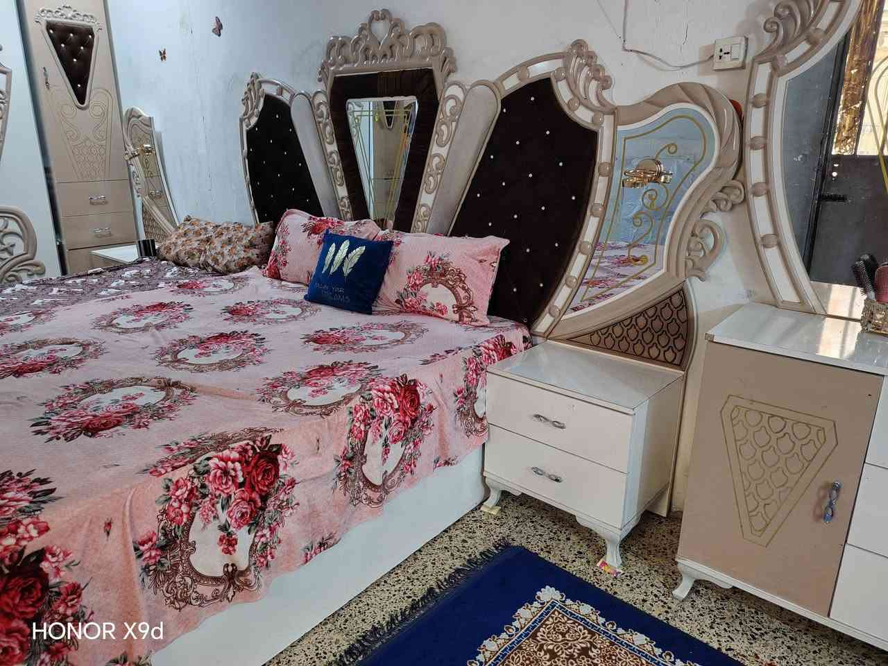 السلام عليكم غرفه تركيه للبيع اخت الجديدة طول الكنتور ٣ أمتار مع ميز طعام وكرسي العنوان بغداد المشتل مابيها كل نقص


**إذا كنت صاحب هذا الإعلان وتريد حذفه لأي سبب، رجاءا أرسل رسالة إلى الدعم الفني**