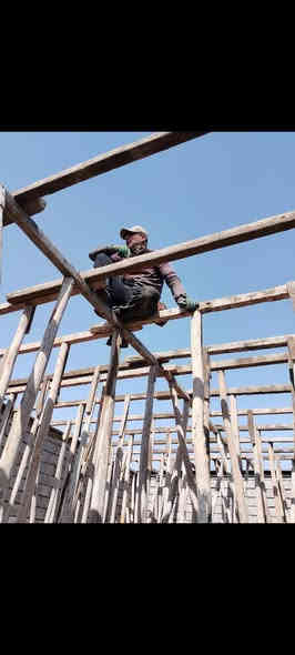 سلام عليكم قالب خشب نجارة متفرق للعمل نشتقل طابق ثاني بيتونة مخزن صحيات دنك وشرط شقل هندسي اتصل وتدلل نشتقل بكل جنوب الموصل من حمام العليل ليناحيت كيارة اتصل وتدلل ***********
