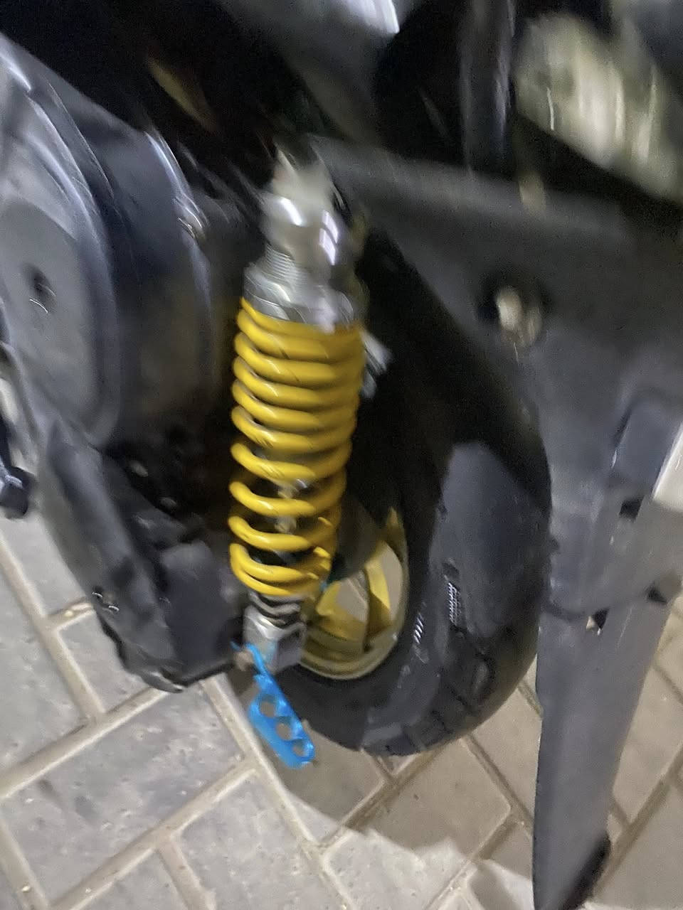 سلام عليكم ماكس عدله دراجه مزود 55 بلادي كهربائيات كله شغاله دراجه مزود خارجي اصلي مكاني بغداد لكفاح مراوس بسكنس فحل او بيع سعر 500
***********
