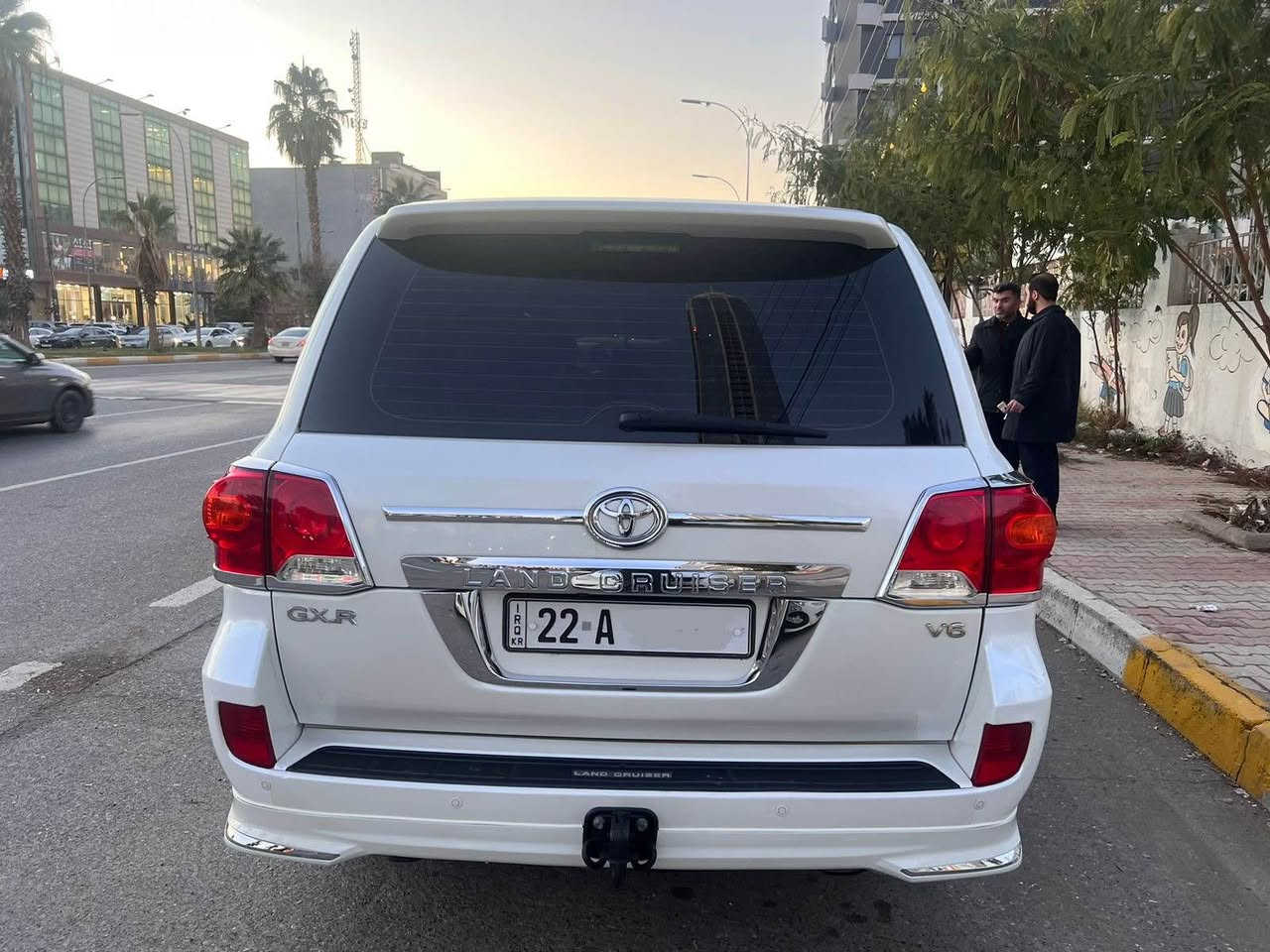 تۆیۆتا لاندکرۆزەر
مۆدێل:2013
ماوەی رۆیشتوو:210.000km
‎6پستۆن
GX.R
سەیارەکە زۆر پاکو خاوێنە هیچ موشکیلەی نیە یەک دینار مەسروفی تێدا نیە ٢ پارچەی بۆیاغە چاملغی سایەق و بۆنیت هەندەک بن پاتری گرتیتی ئەیرباگی سوکانی تەقیە هیچ موشکیلەی نیە بە شەرتە هەموو قەلبی 
نرخ:350مەجالەکی کەم
*********** أربيل, العراق
