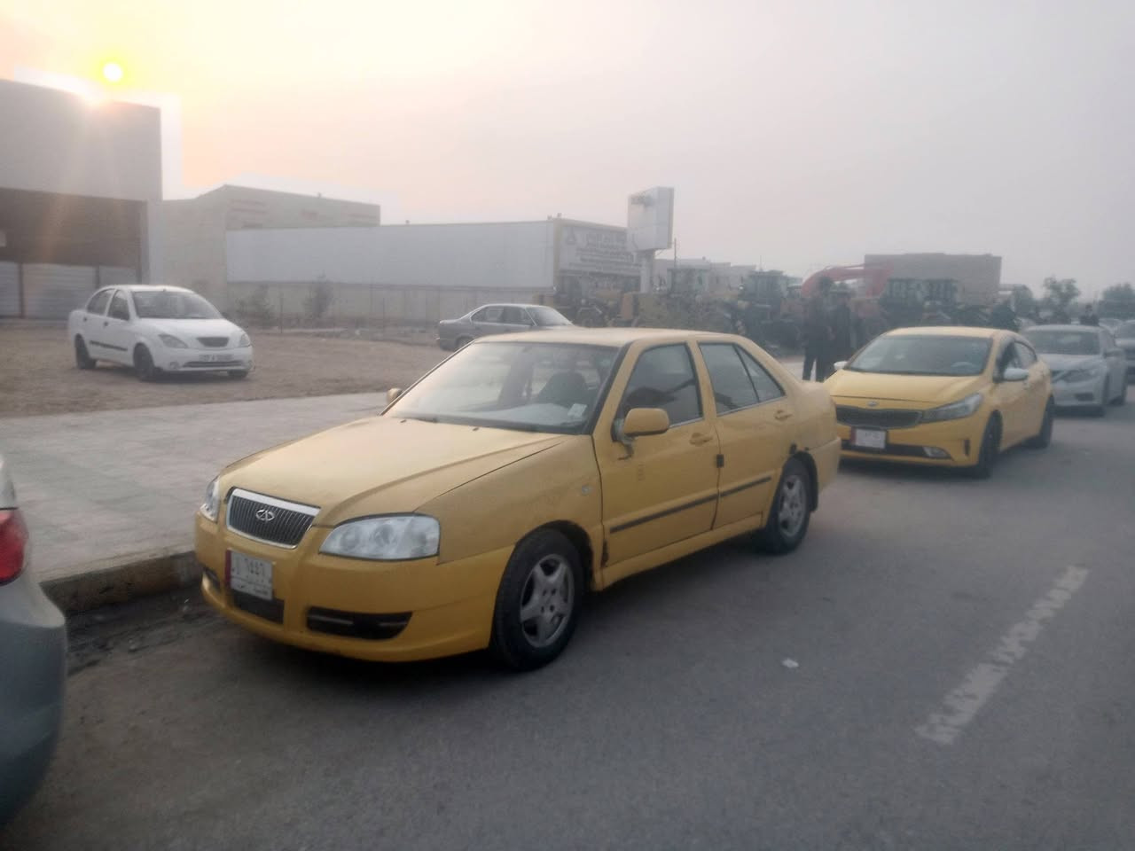 السلام عليكم
شيري كوين 2011
رقم قادسيه مميز سنويه 28
مصفره من كلشي
راعيها يمي شرط التحويل
مكينه وكير بلاد قبق ابيض مكفولات شرط
كير عادي 1500
حداديه جديده زوج تايرات امامي قبل اسبوع شادهن
منظومه بريك امامي خلفي جديده
تبريد منظومه كامله بس فاصلين الكمبريسر
لايت امامي زوج جدد قبل اسبوع شادهن
كهربائيات كلها شغاله السياره نقصها فقط بيها تلكيط خياس كلش قليل
مكاني ناصريه قضاء الدوايه
السعر 20 وبيه مجال لطيبين
*********** : سيد احمد
