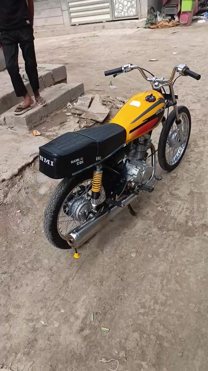 سلام عليكم مكفل بلنشر دراجه للبيع شاصي 16ارشه والعميره 25بس المكينه 19 مفتوحه رقم راعيه هذه*********** وخادم لشراي المو شراي لاترسل والي ماعرف اسعارهن لا يرسل رجاً 👉🏼😅.
