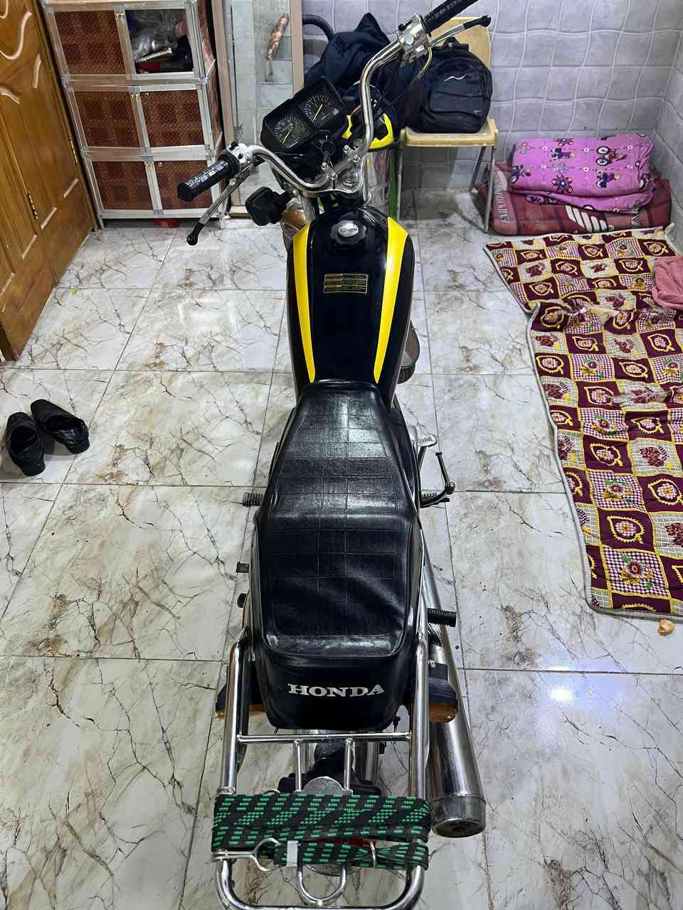 دراجه اربعه كير كلك مكفوله من سرقه وكلشي دراجه نضيفه وكل شي شغال وجديد شديته هورن لايت ودشبول وكل كهربائيات جديده وشغاله مكينه وشلعه ومعدل سعر ٣٥٠ قفل والسراي يلا يتعبني دراجه وكاله سويته كلشي جديد بدلته ماعده محرك لين مضيف السراي هاذ رقمي ***********
