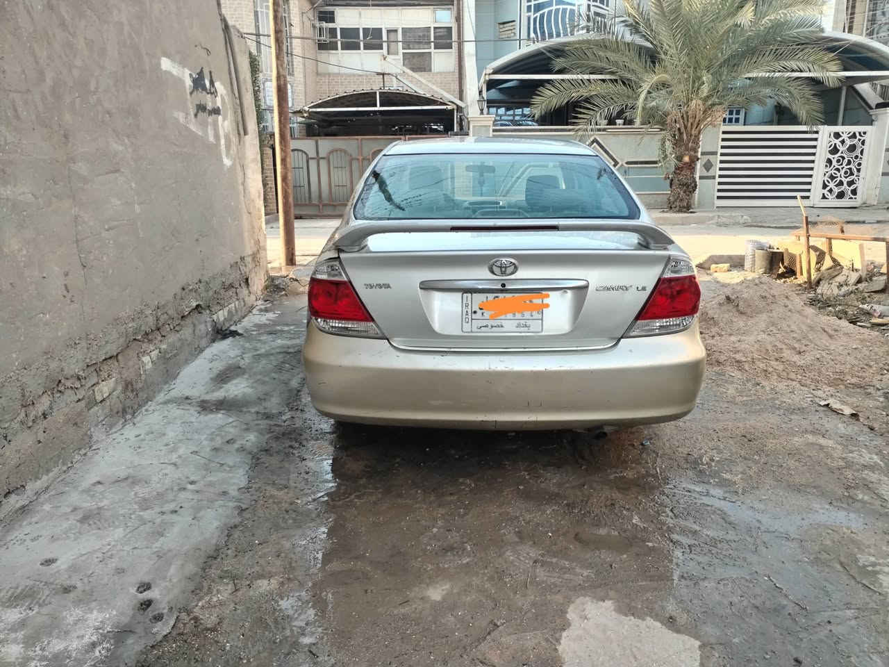 السلام عليكم سياره كامري موديل 2004 وارد أمريكي سياره مثل ما موضح كدامكم مضروبه بجم والجاملك الخلفي ومبدل دعاميت وجاملخ الأيمن الأمامي  وبنيد كير ومكينه  تخم تاير مع الويل جديد والتبريد عوزه بس غاز ابيعها هل موجود يراد الها نواقص ماعدي مجال الها العنوان بغداد البلديات 
السعر65وبيه مجال /***********
