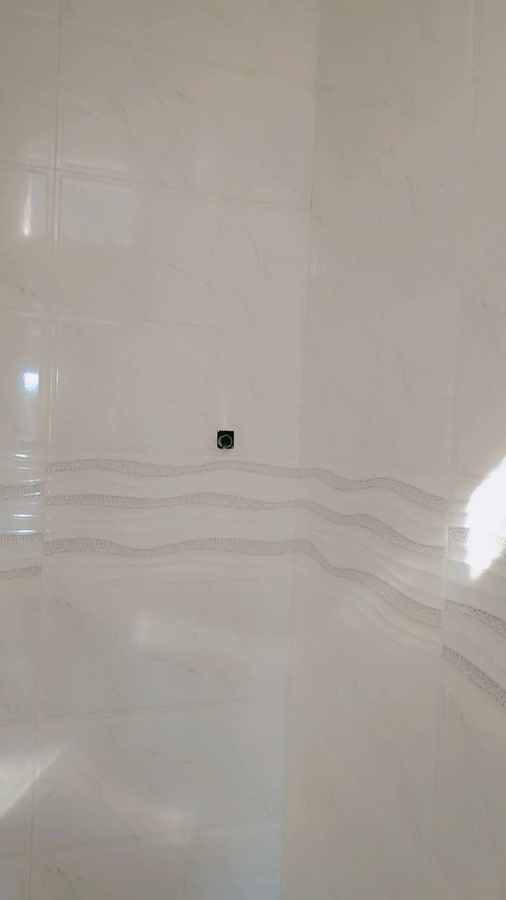 سلام عليكم
خلفة سيراميك جداري وارظي 

استلام مهندس فول مواصفات 

***********
