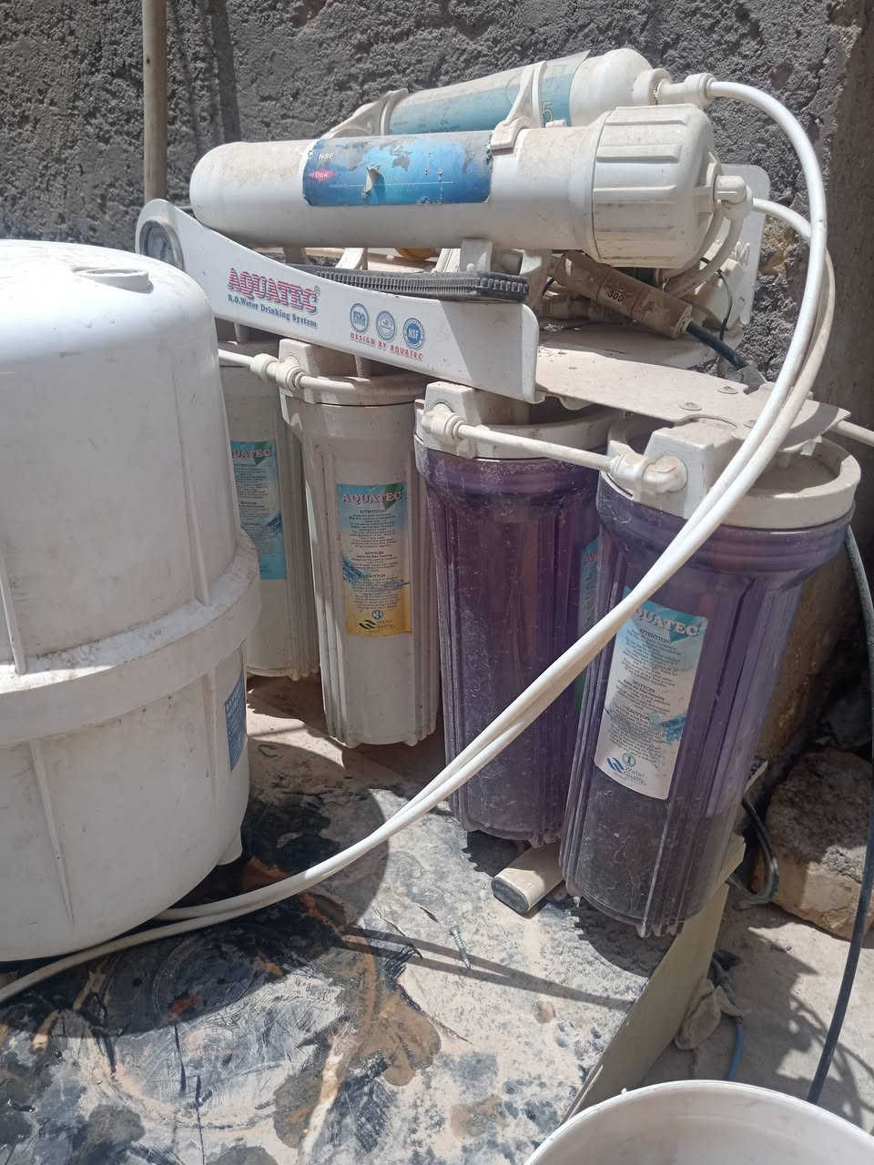 فلتر ماء ٧ مراحل نضيف جدا
كل اغراضة اصلية مو تجاري
سعر 125الف
النجف عمود ١٣٠ شارع ***********
