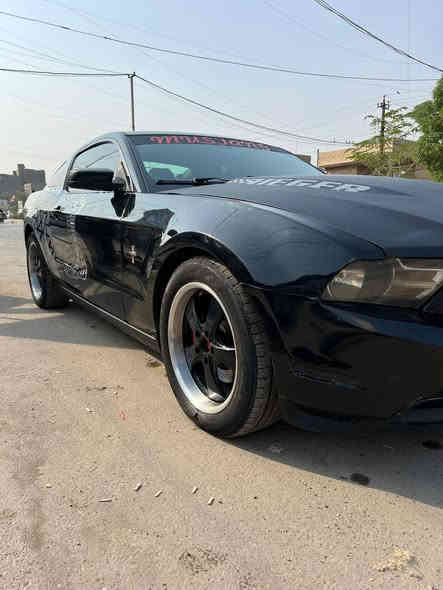 السلام عليكم اخوان 
موستنك مديل ٢٠١٢ رقم واسط الجديد بسمي سنويه٢٠٣٠
تحويل ثاني يوم 
السياره برميوم يعني فول دشبول ٧ الوان بيها تخم تاير جديد كير ومكينه مكفولات تبريدها ثلج البنيد مغلف كاربون الداخل كاربون السياره حلوه وكاعده وبل حقيقه احلا من الصور بيها دوشمه جديده السياره خير من الله 
حادثه جاملغ امامي وبنيد مال امريكا وهنا مصبوغه حزام جمالية السياره نقصه صدر خلفي و تحتاج الى ادامه واني ماعندي مجال اسويهن لان صاحب دوام وبعد تجي تشوف وتدلل العنوان بغداد البياع شرطه الرابعه السعر (( ٧٩ )) 
وبيها شي بسيط السياره متعوب عليها
 ‭٠٧٧٢ ٨٠٢ ٩٥٧٢‬ 
الشراي يتصل وبلخدمه
